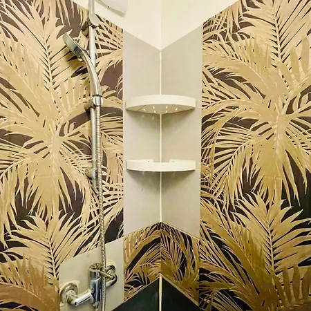 52 Miromesnil * París